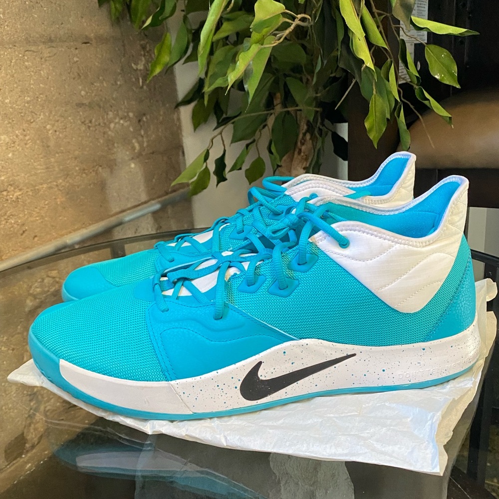 Paul George (Basketball Shoes)